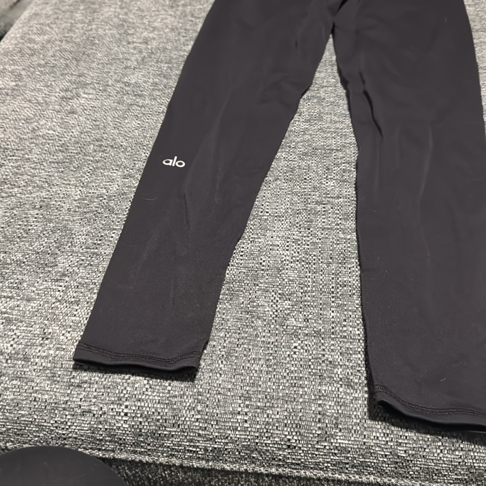 Alo size small Black ankle Leggings - Picture 3 of 5